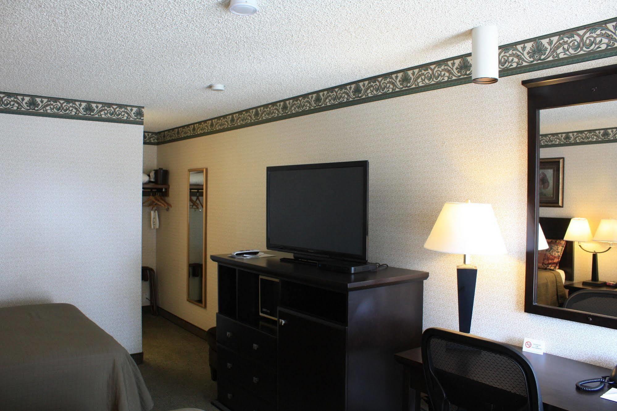 Winnemucca Holiday Motel Экстерьер фото