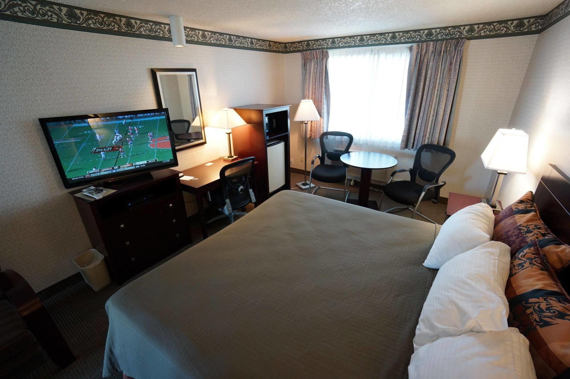 Winnemucca Holiday Motel Экстерьер фото